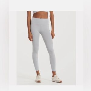 Vuori Women's Gray and White stripe ribbed studio Leggings